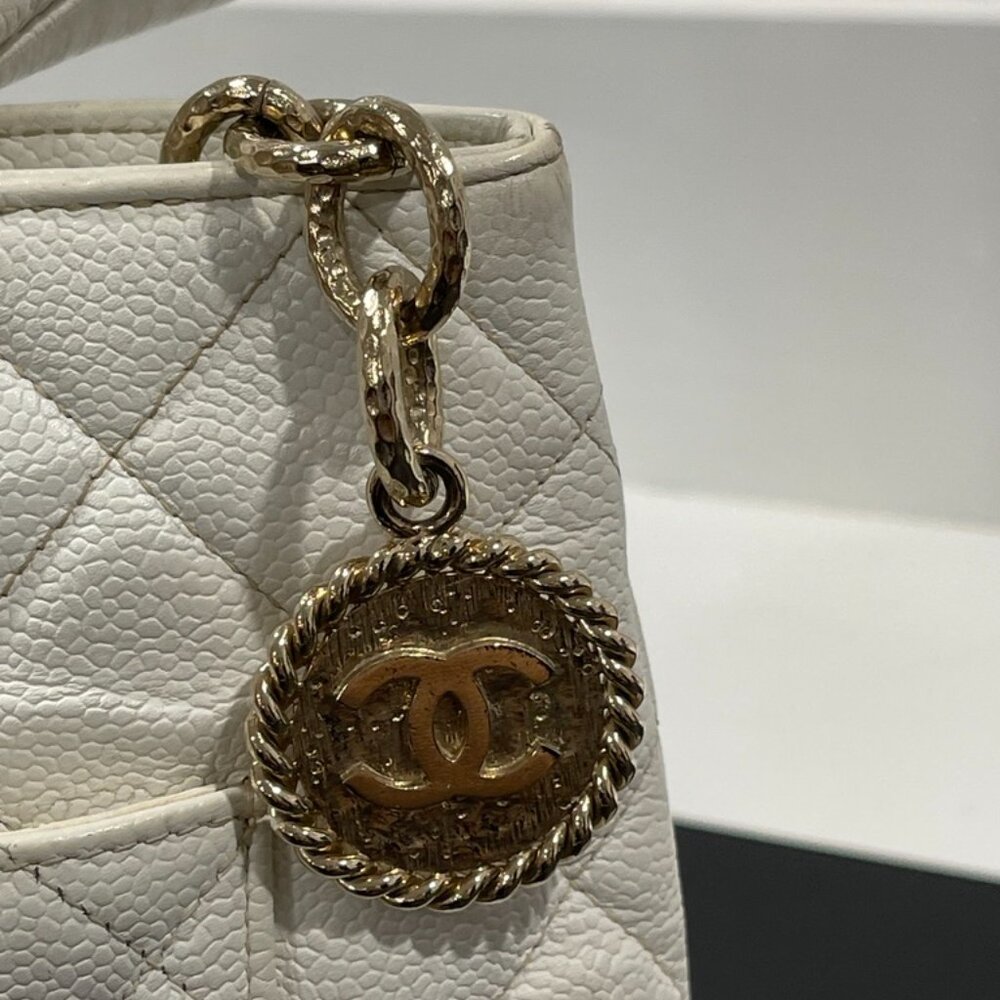 Chanel White Medallion Tote Gold Hardware (JB1027) - Picture 6 of 14